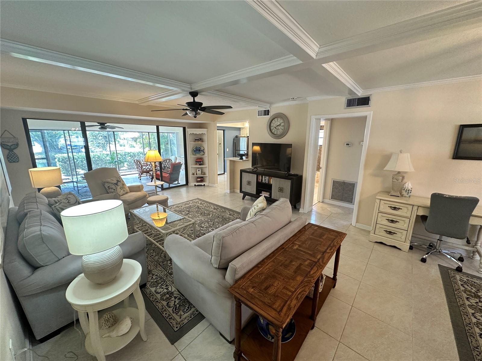 Image 2 of 30 For 4572 Red Maple Road 901