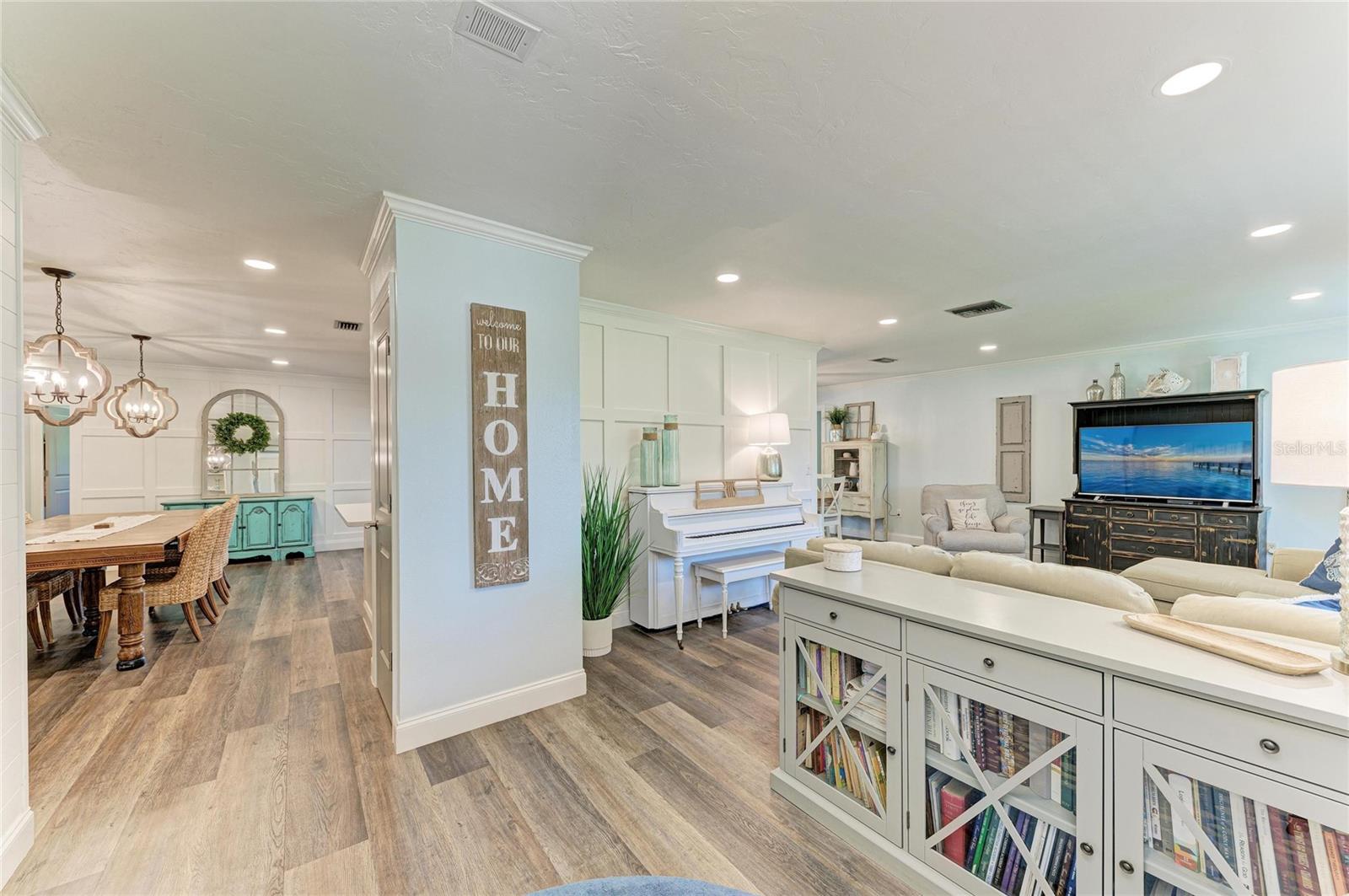 Image 10 of 66 For 1907 37th Street W