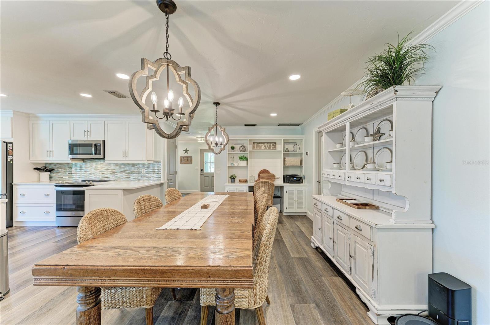 Image 20 of 66 For 1907 37th Street W