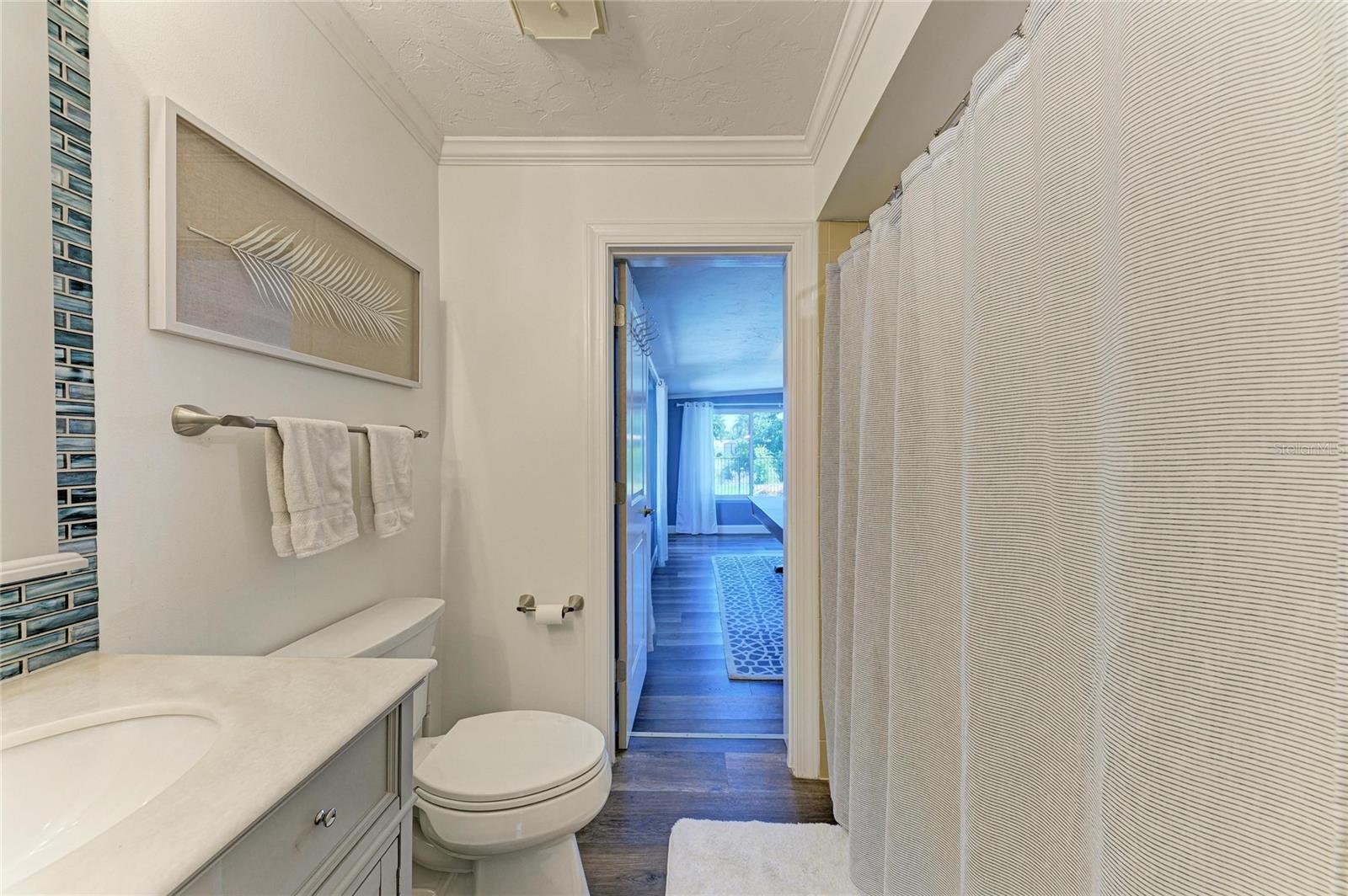 Image 27 of 66 For 1907 37th Street W