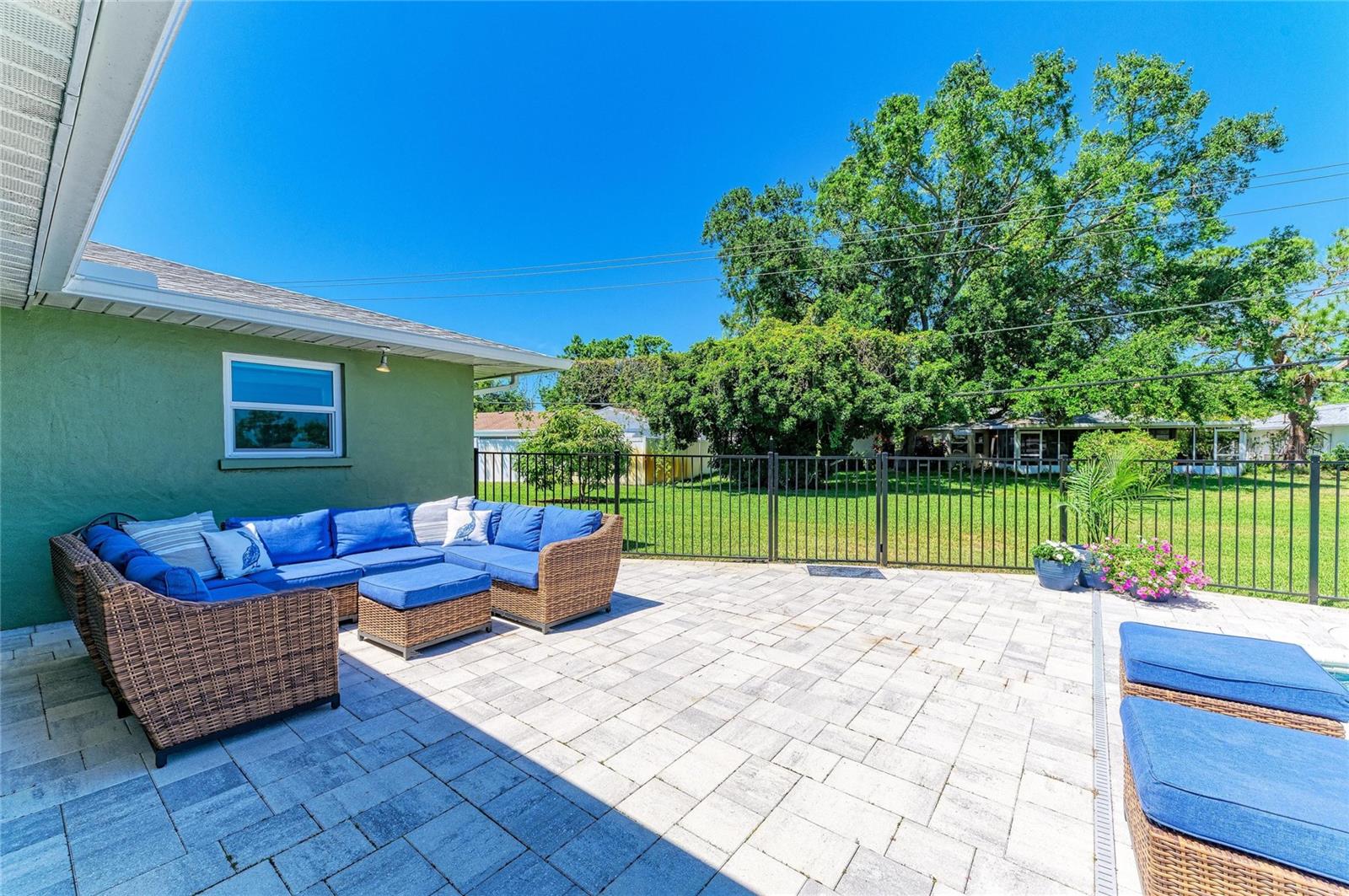 Image 31 of 66 For 1907 37th Street W