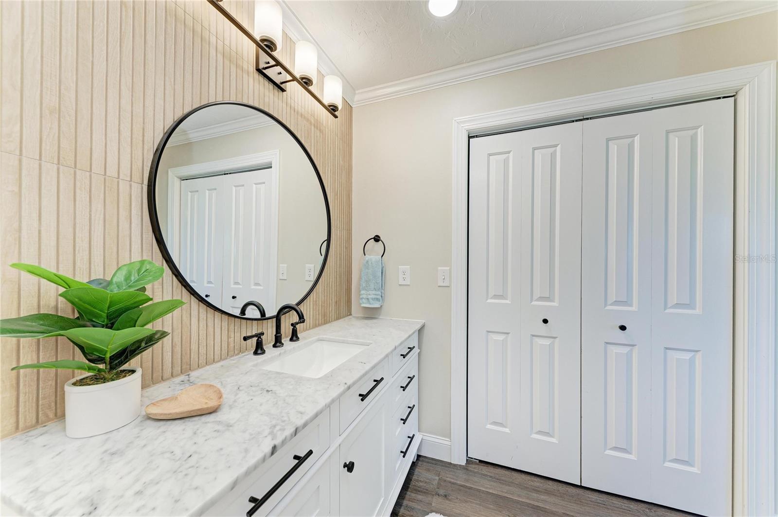 Image 40 of 66 For 1907 37th Street W