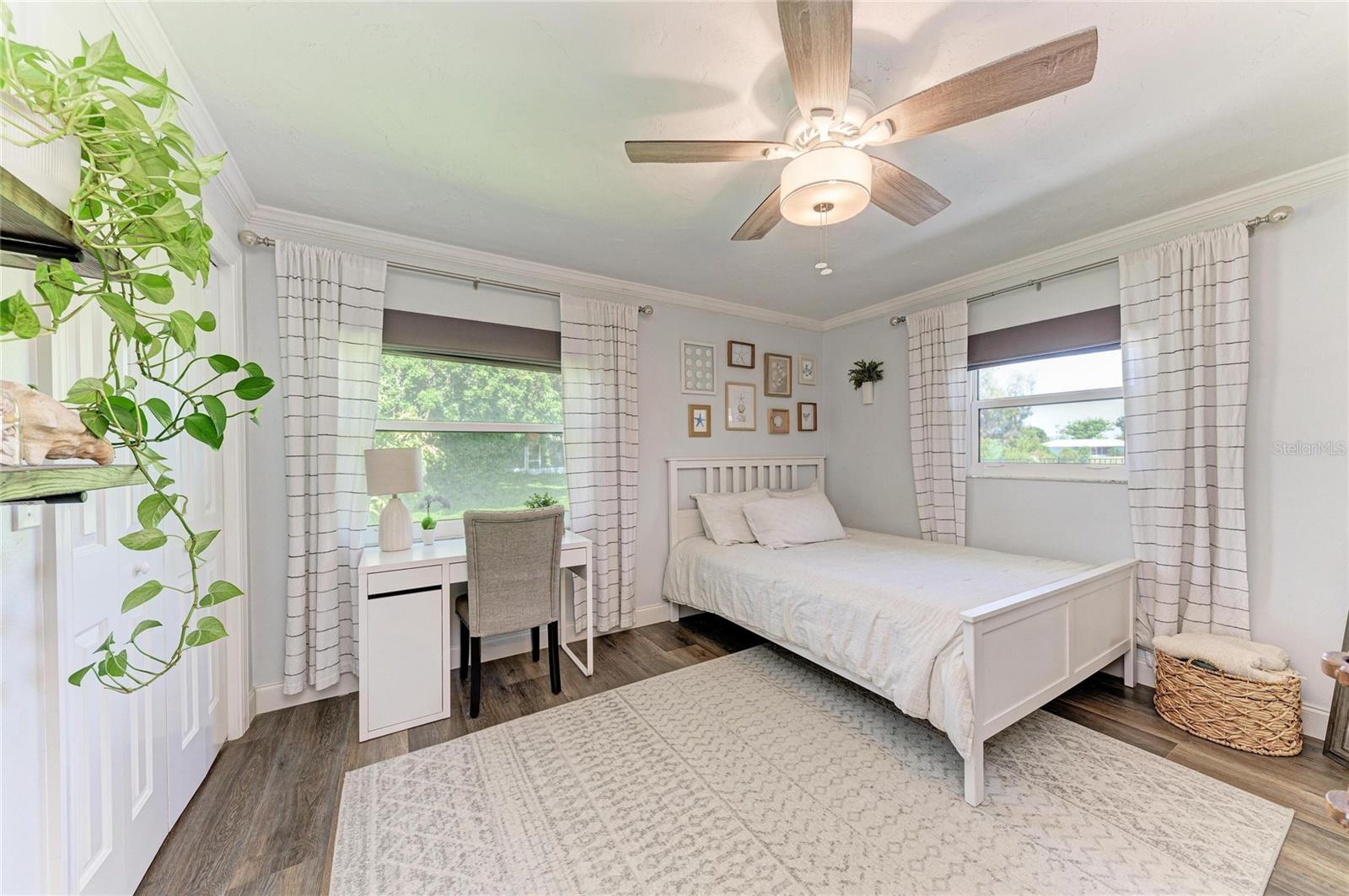 Image 54 of 66 For 1907 37th Street W