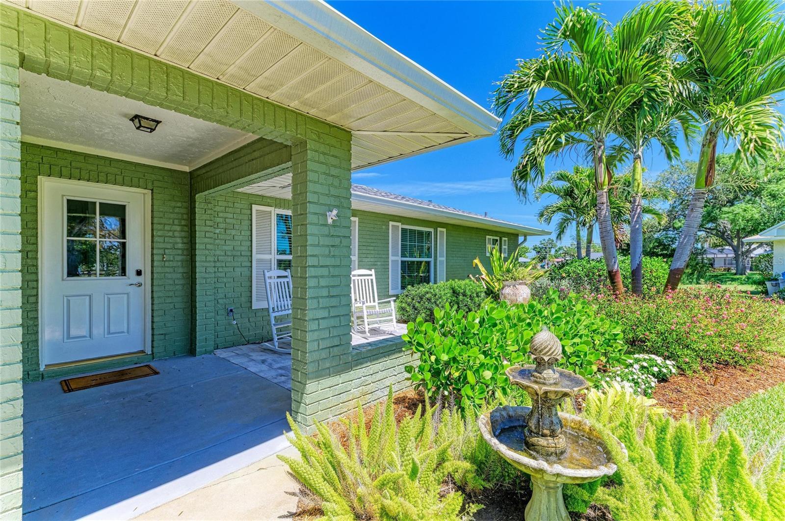 Image 6 of 66 For 1907 37th Street W