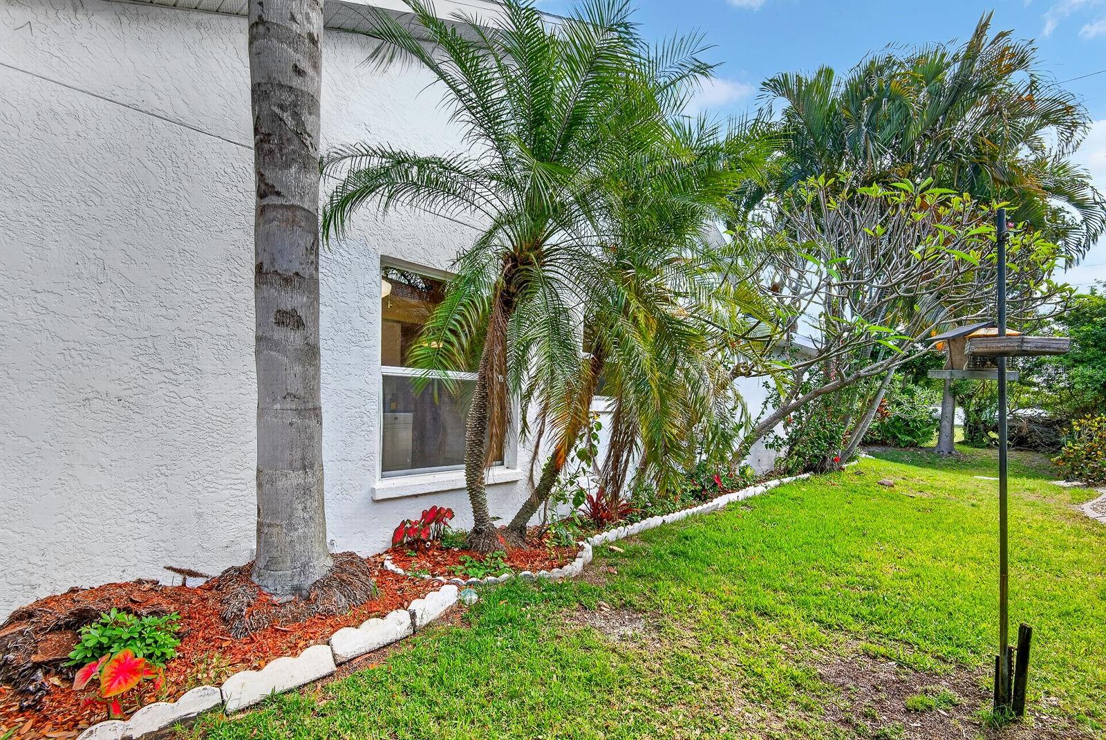 Image 27 of 39 For 4913 72nd Court E