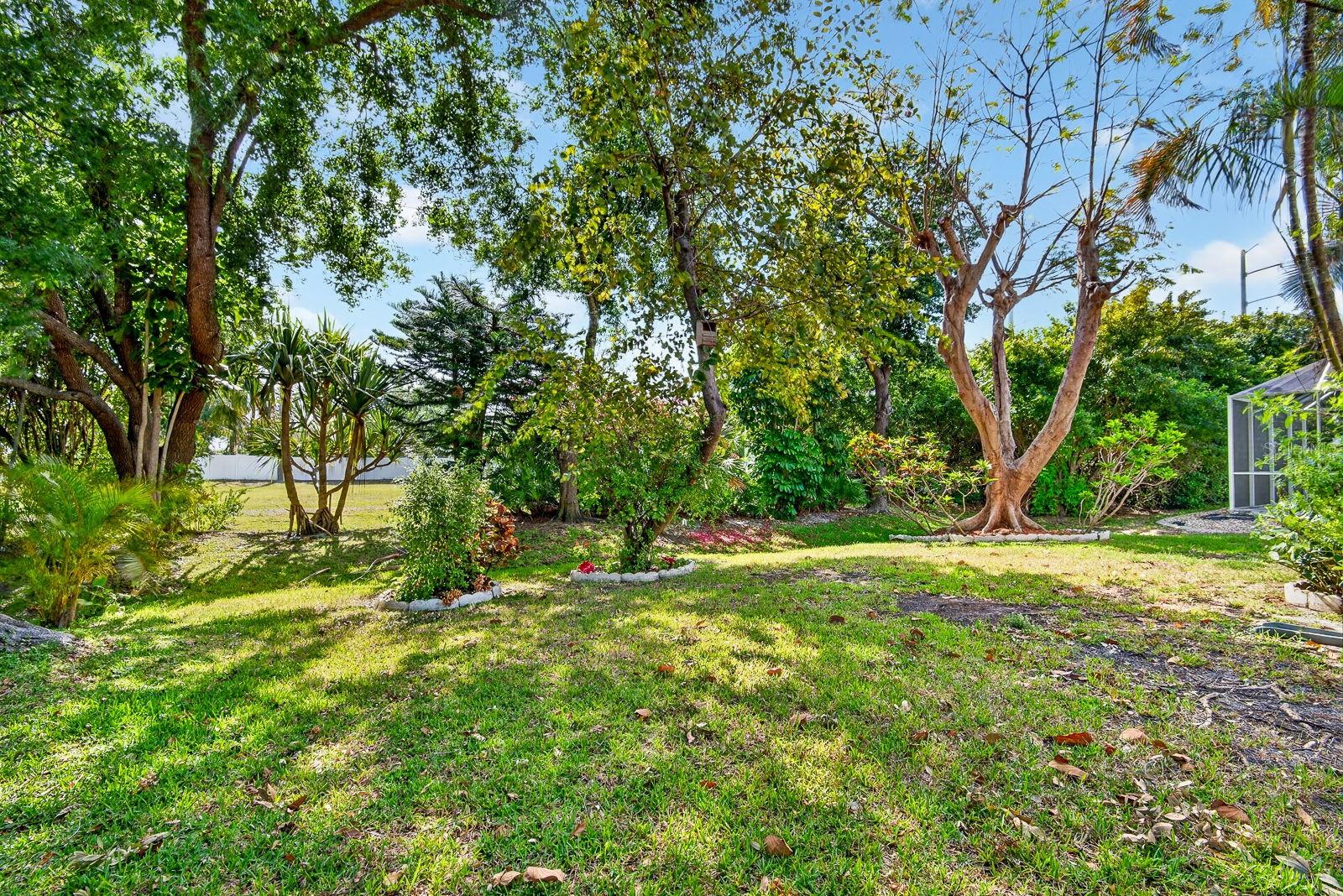 Image 28 of 39 For 4913 72nd Court E