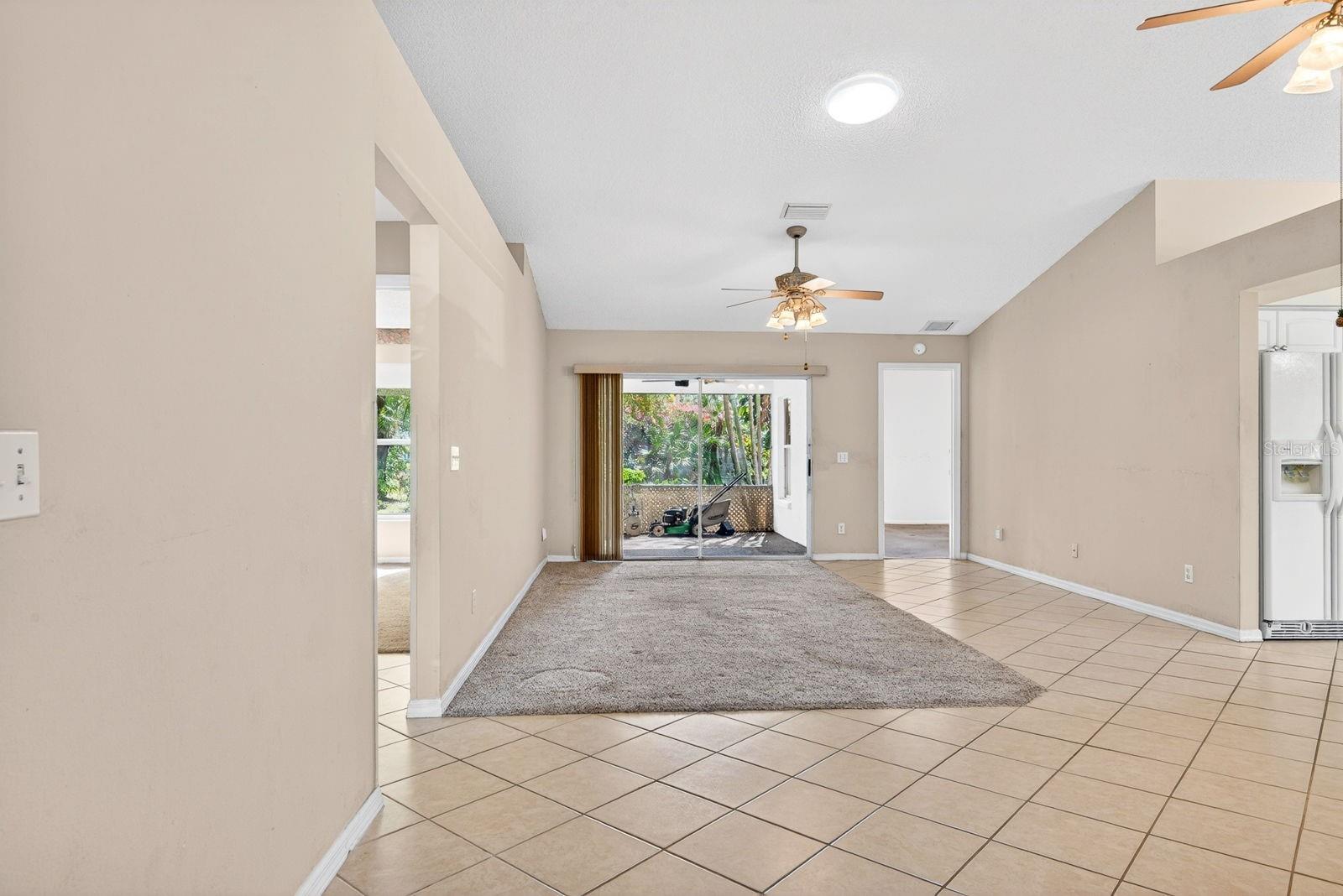 Image 7 of 39 For 4913 72nd Court E