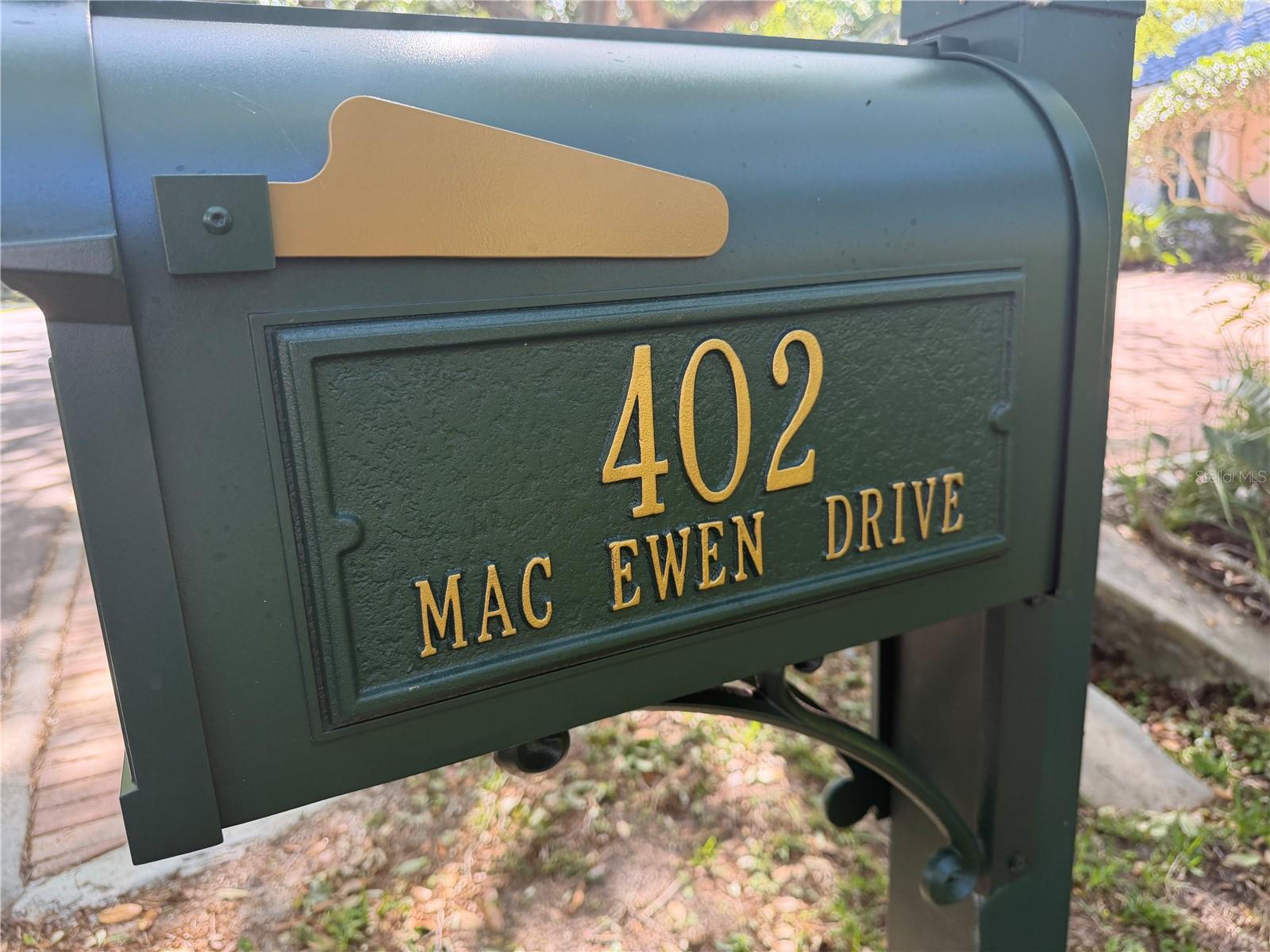 Image 10 of 78 For 402 Macewen Drive