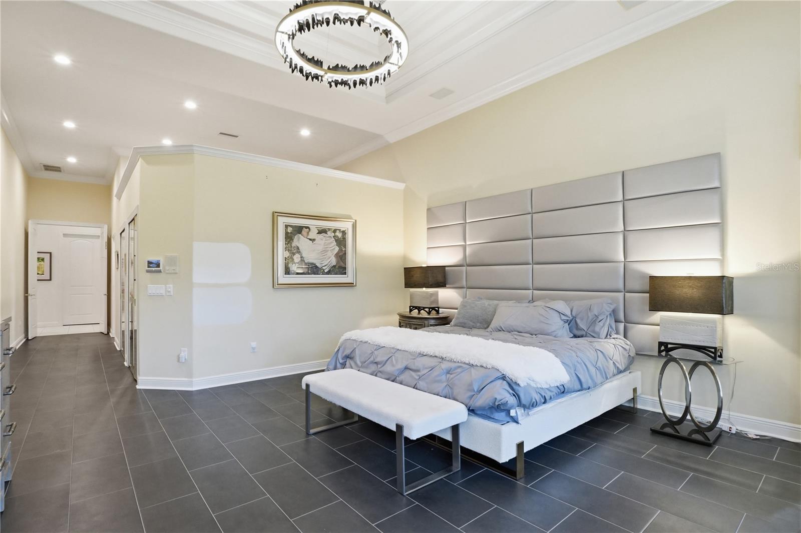 Image 30 of 78 For 402 Macewen Drive