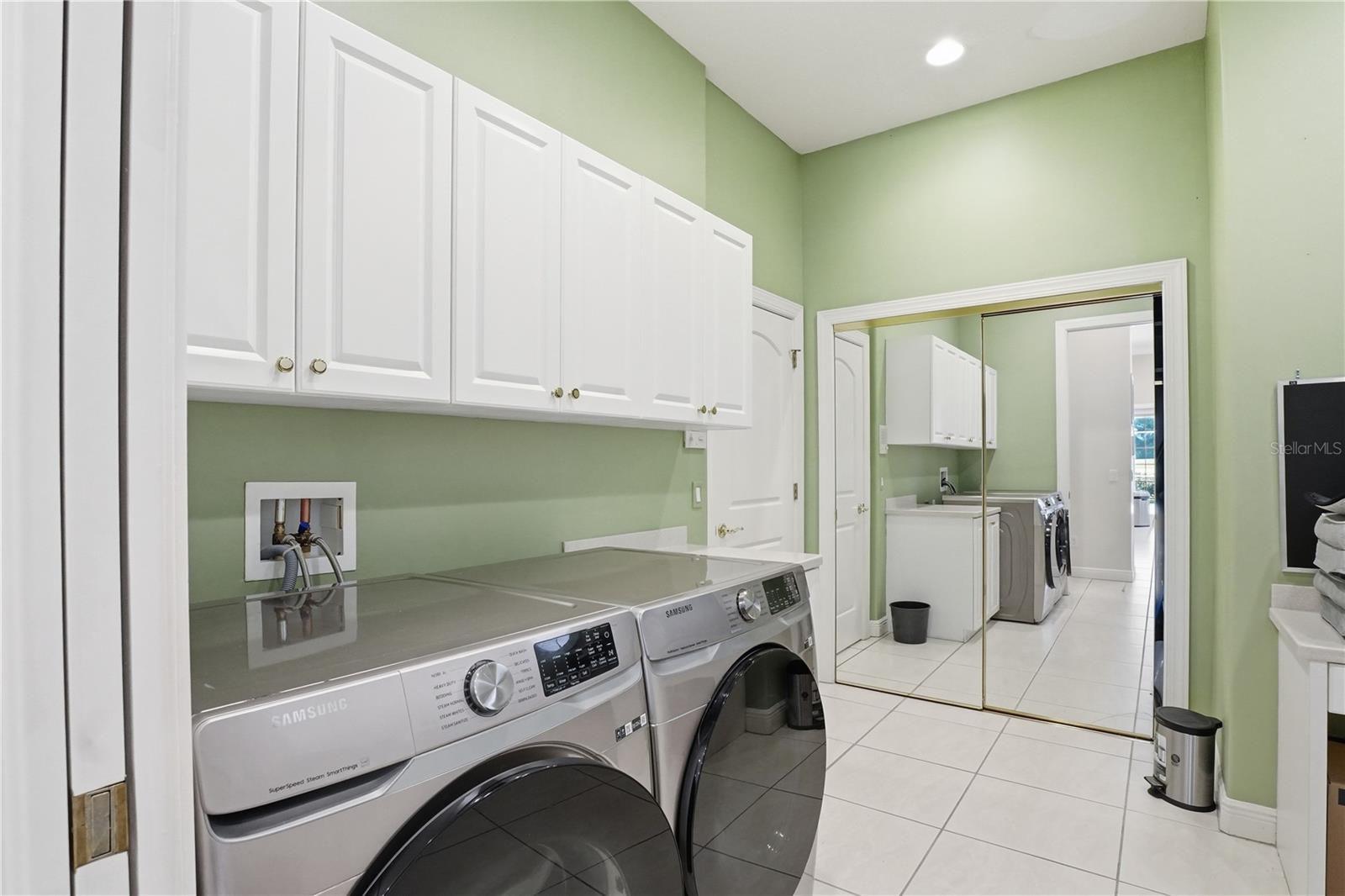 Image 45 of 78 For 402 Macewen Drive