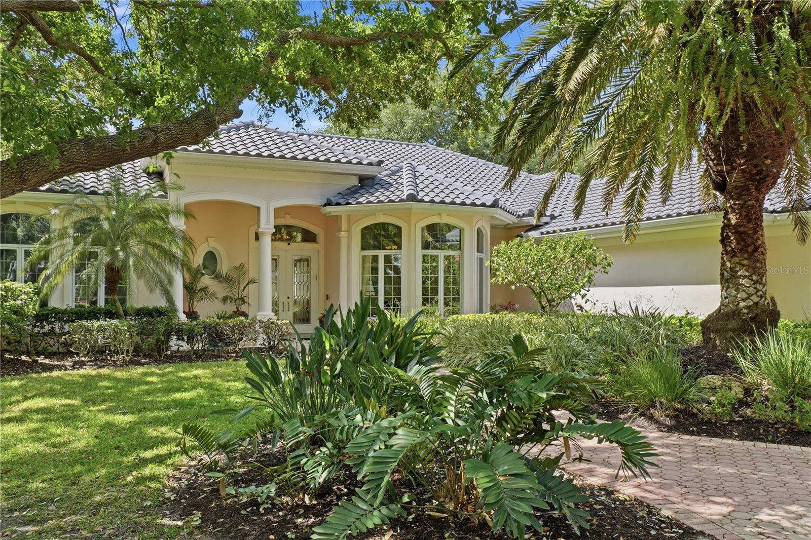 Image 5 of 78 For 402 Macewen Drive