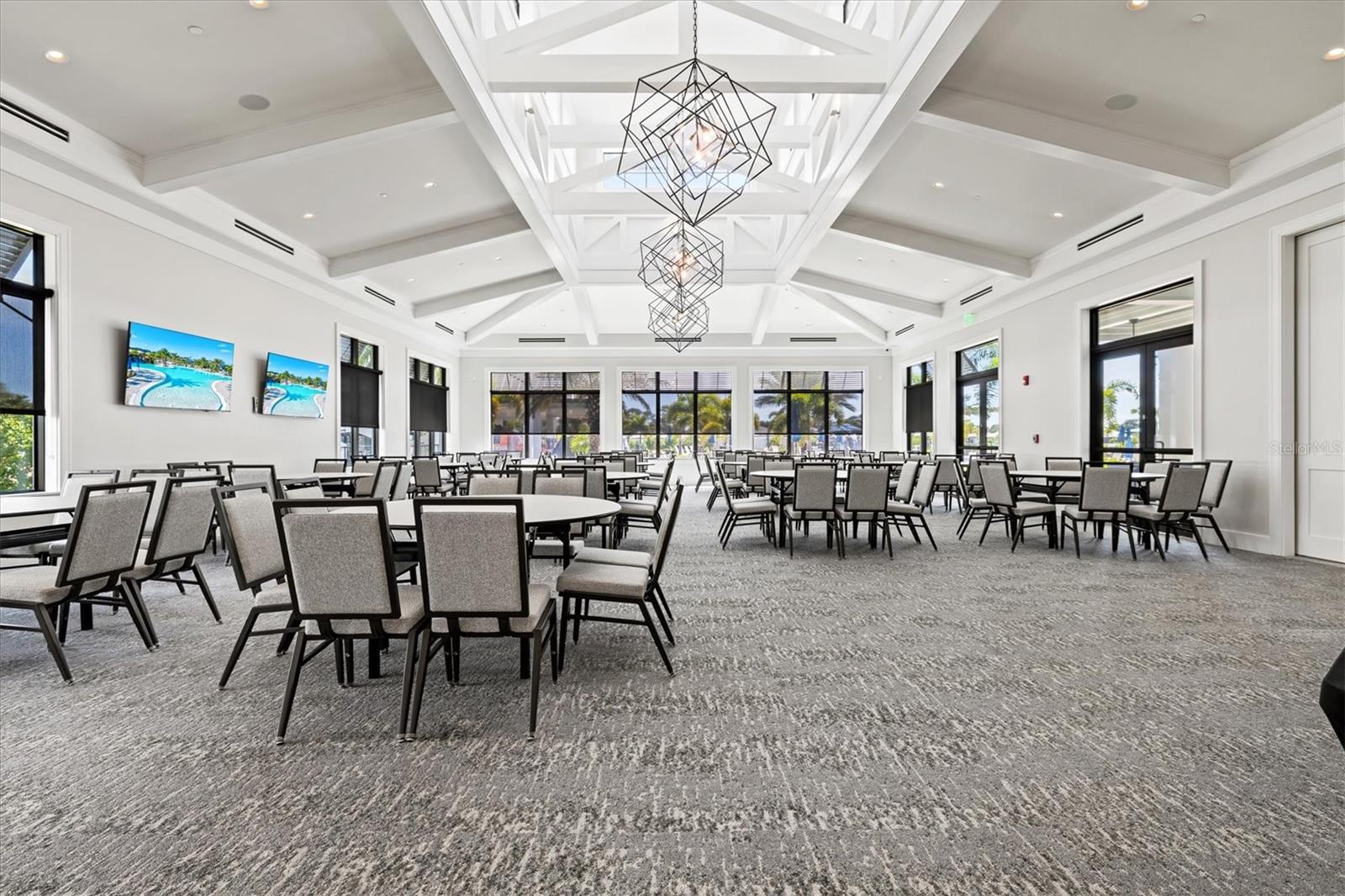 Image 76 of 95 For 6272 Winding Pine Drive