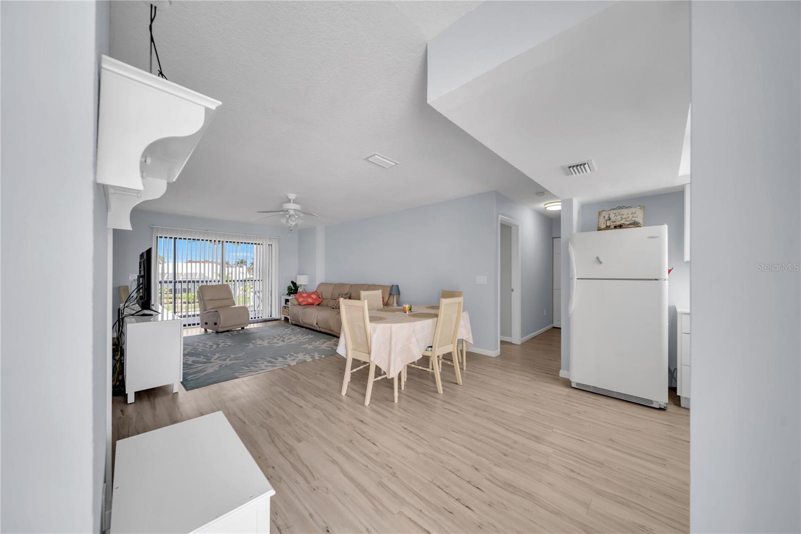 Image 3 of 41 For 1318 Wesley Drive 124b