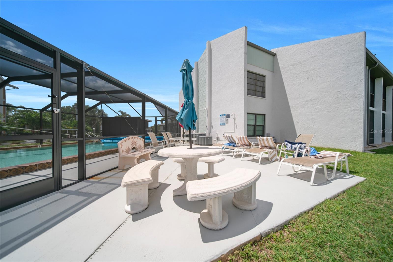 Image 35 of 41 For 1318 Wesley Drive 124b