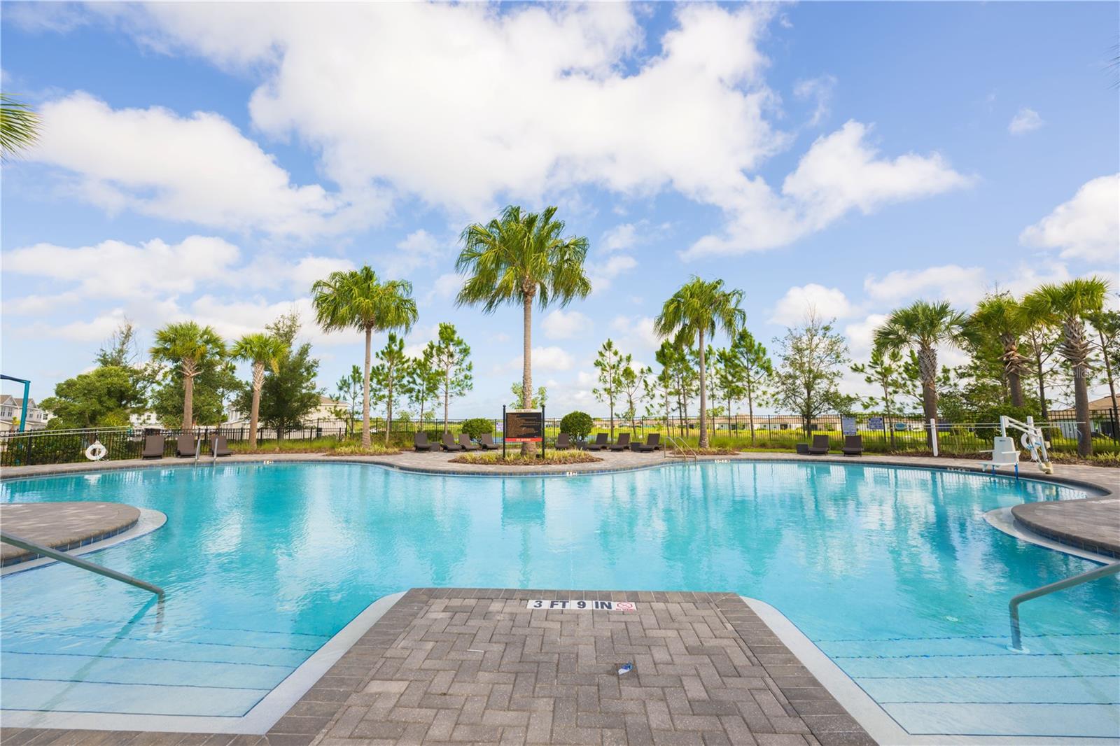 Image 27 of 31 For 2500 Everson Street 7-2