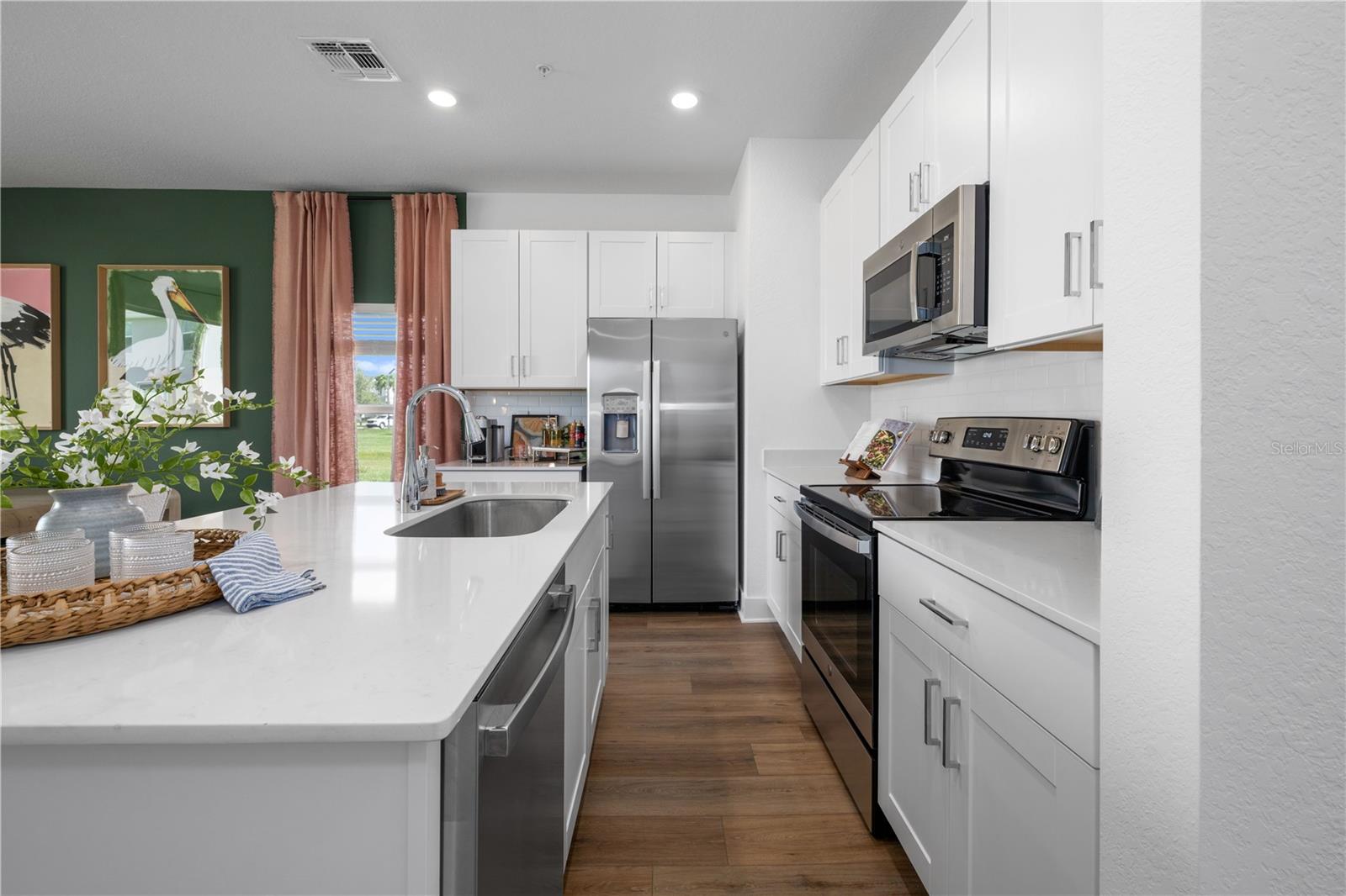 Image 5 of 31 For 2500 Everson Street 7-2