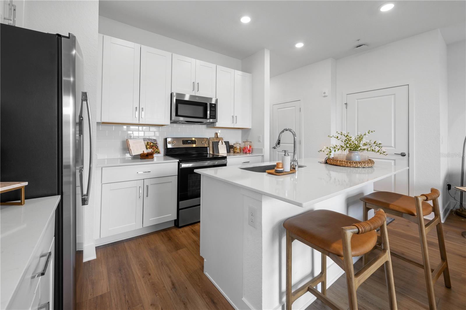 Image 8 of 31 For 2500 Everson Street 7-2