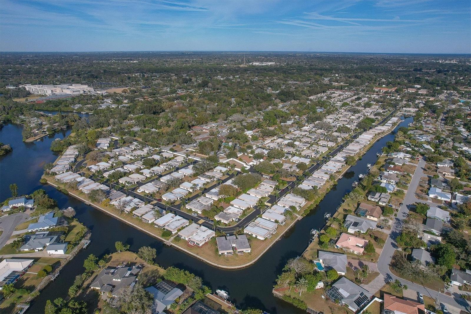 Image 30 of 37 For 2548 Riverbluff Parkway V170