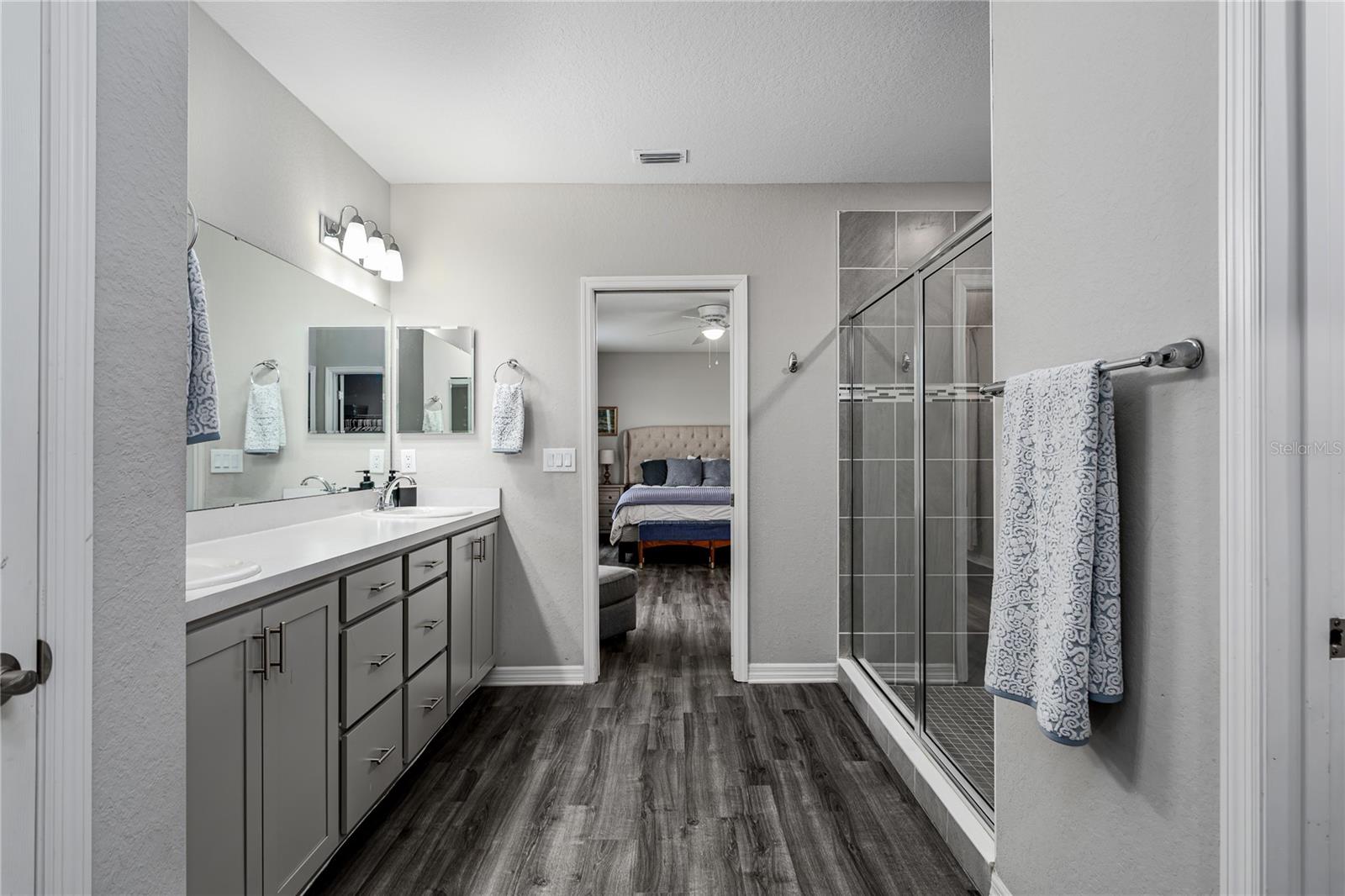 Image 16 of 56 For 16110 67th Court E