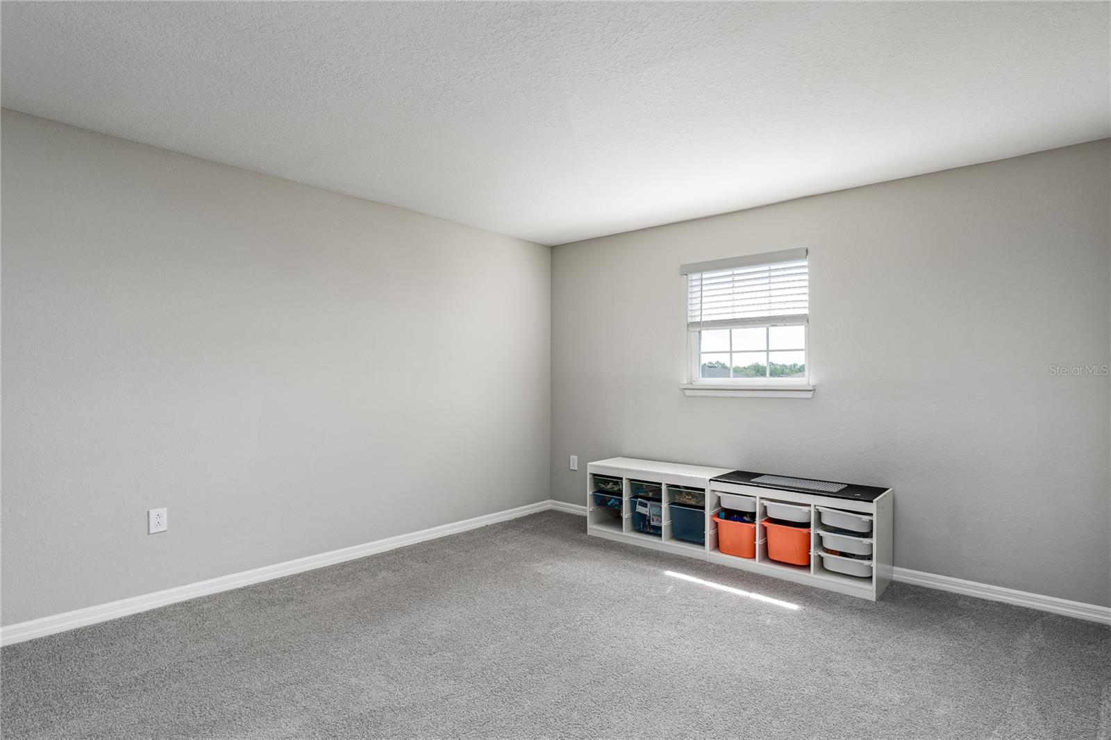 Image 19 of 56 For 16110 67th Court E