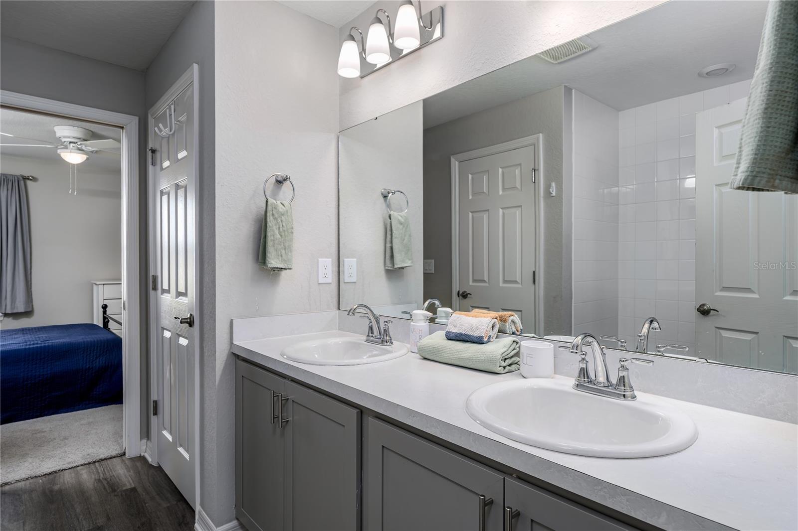 Image 29 of 56 For 16110 67th Court E