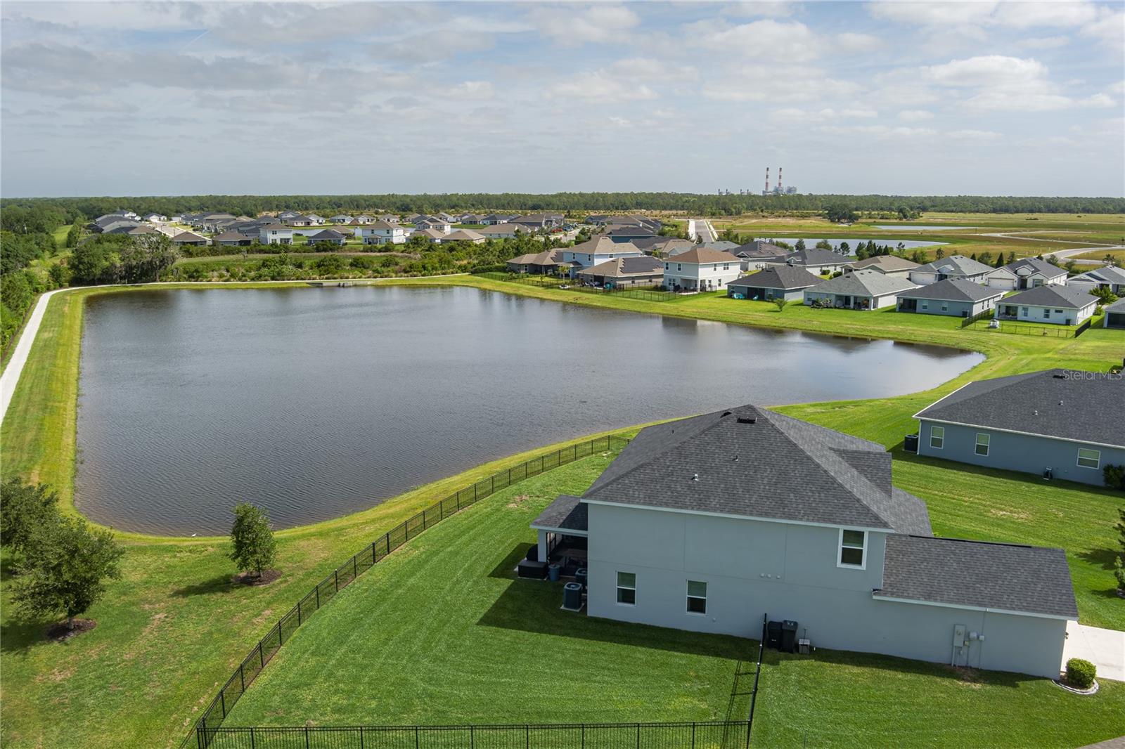 Image 41 of 56 For 16110 67th Court E