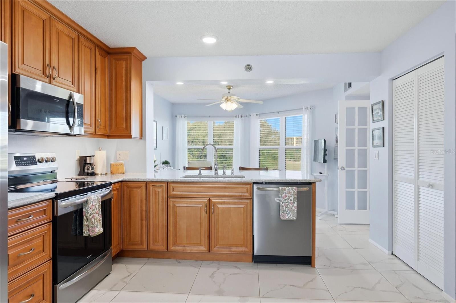 Image 22 of 63 For 4440 Fairways Boulevard 307