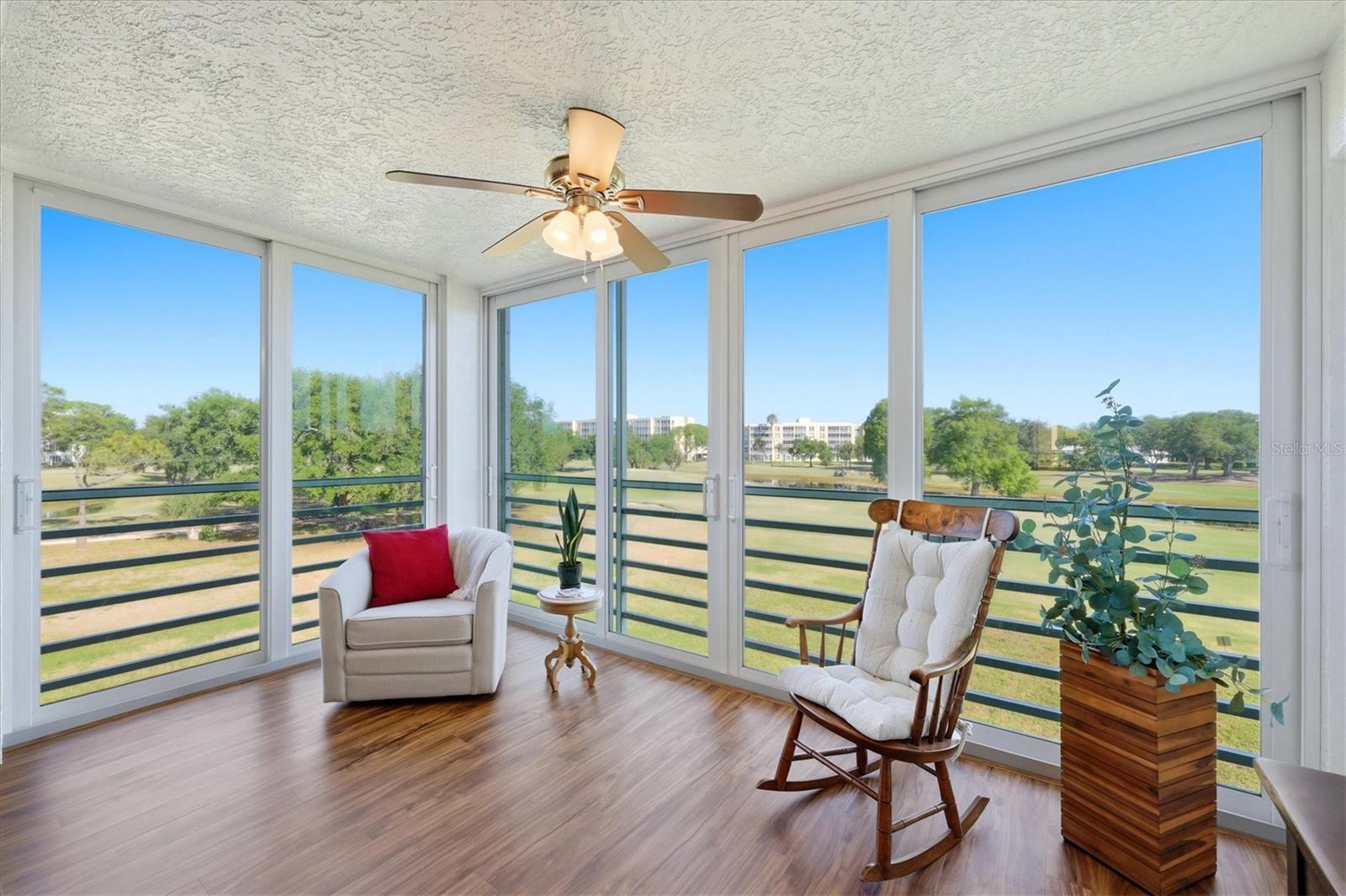 Image 4 of 63 For 4440 Fairways Boulevard 307