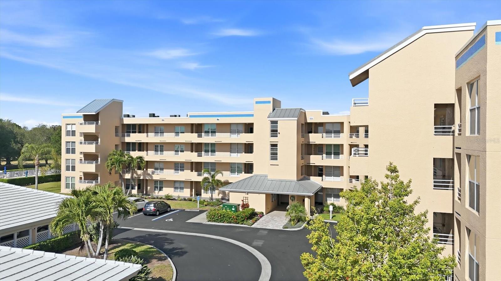 Image 5 of 63 For 4440 Fairways Boulevard 307