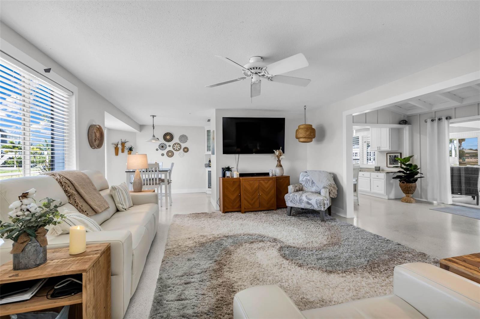 Image 10 of 70 For 24240 Henry Morgan Blvd