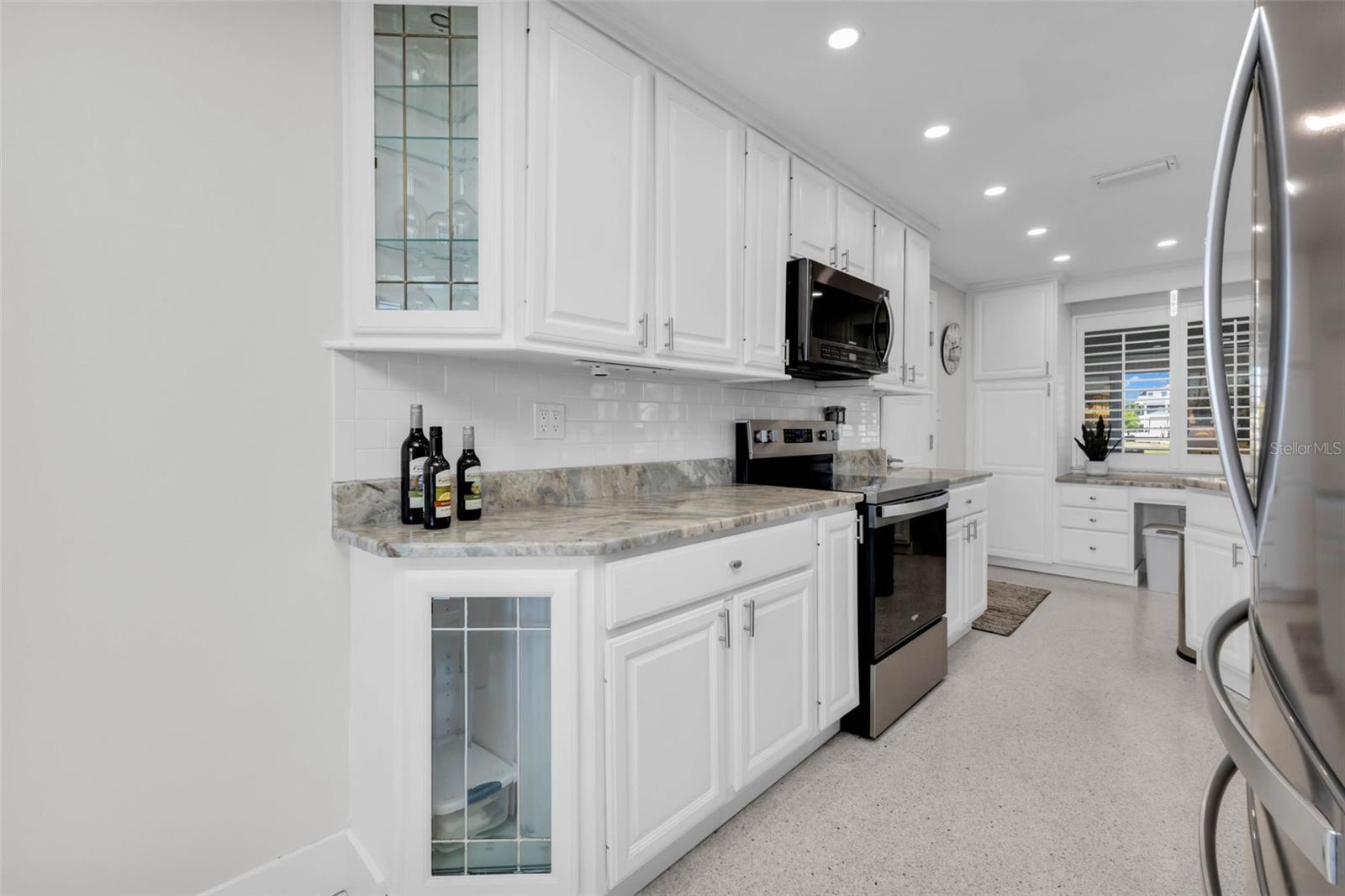 Image 22 of 70 For 24240 Henry Morgan Blvd