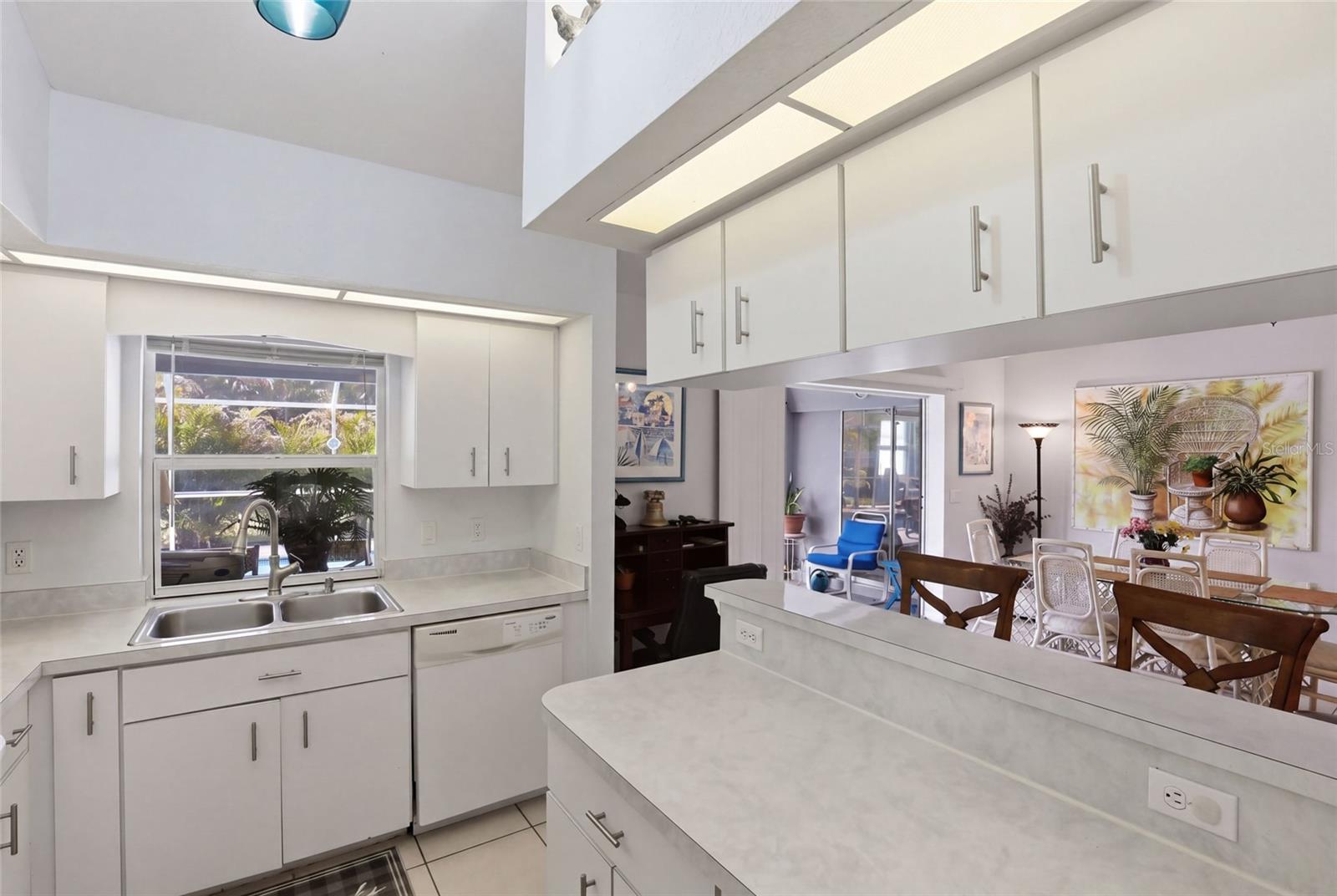 Image 13 of 40 For 3401 Moravia Avenue