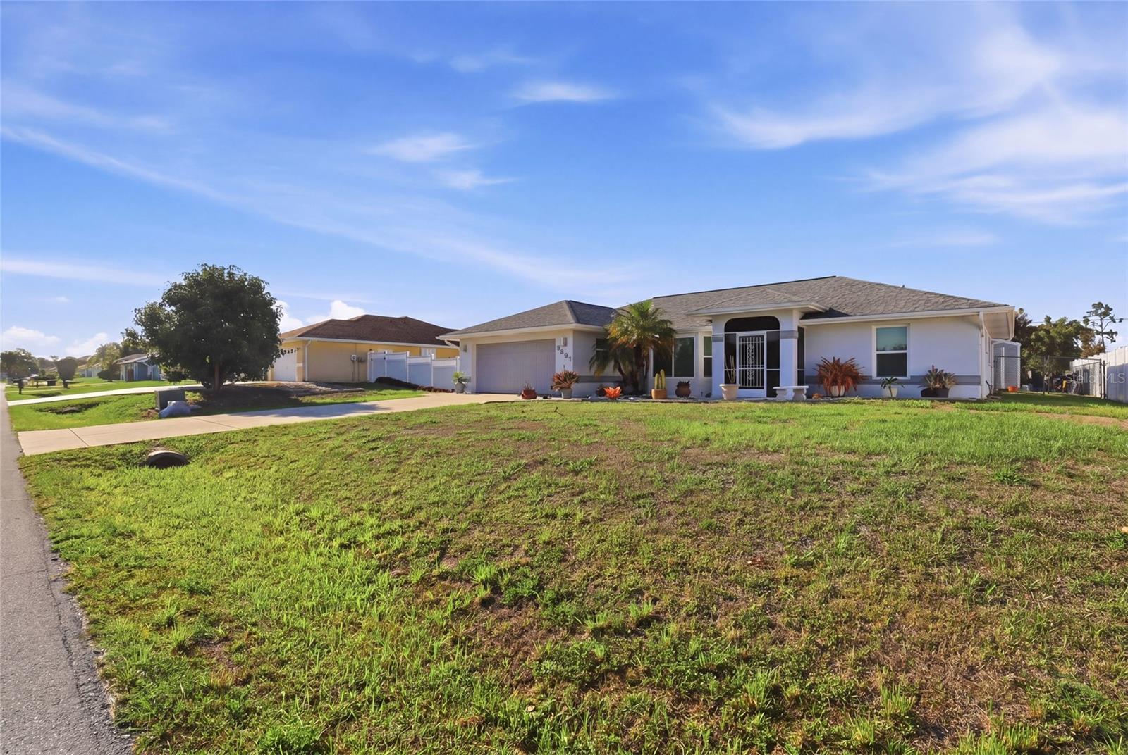 Image 3 of 40 For 3401 Moravia Avenue