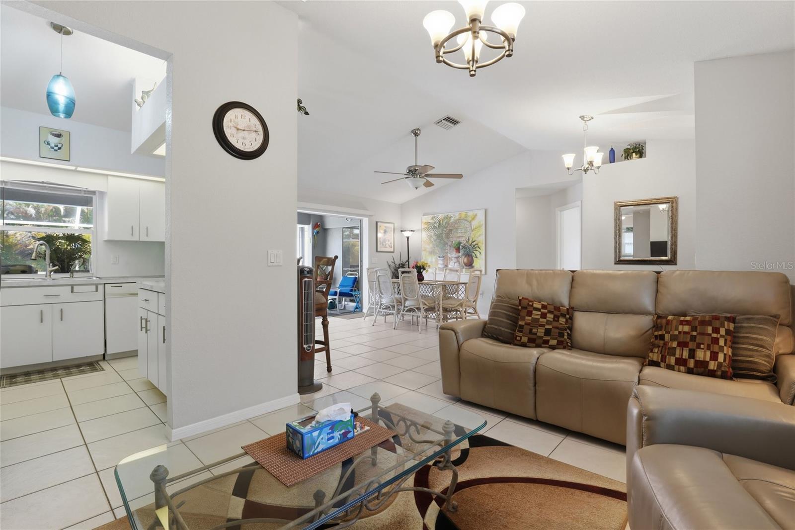 Image 7 of 40 For 3401 Moravia Avenue