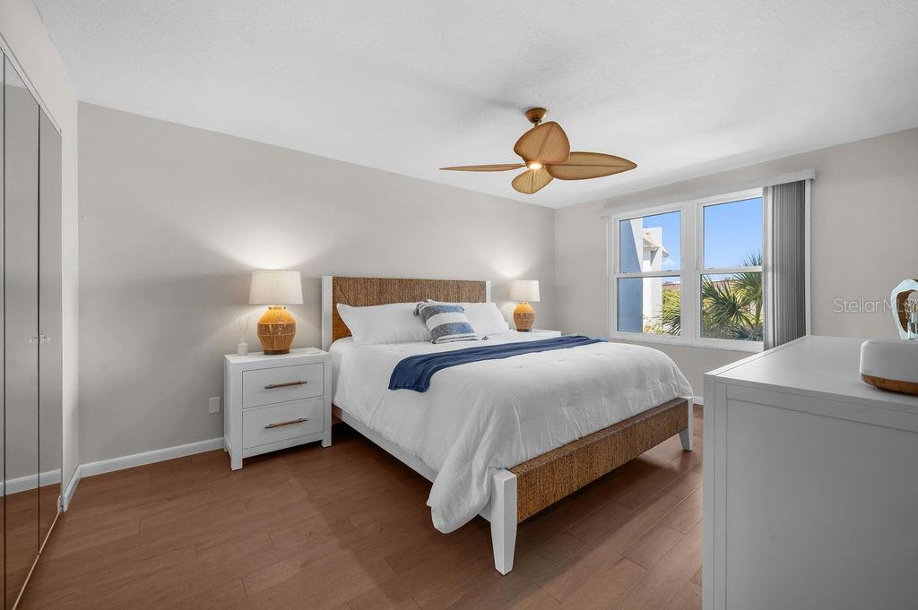 Image 15 of 51 For 600 Sutton Place B302