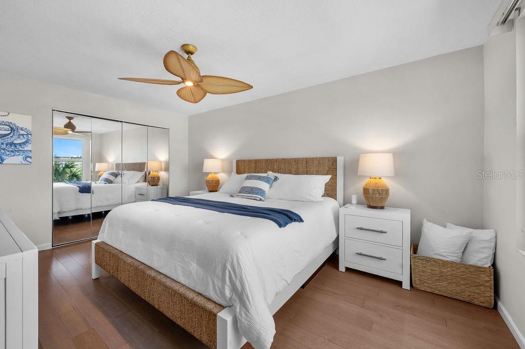 Image 16 of 51 For 600 Sutton Place B302