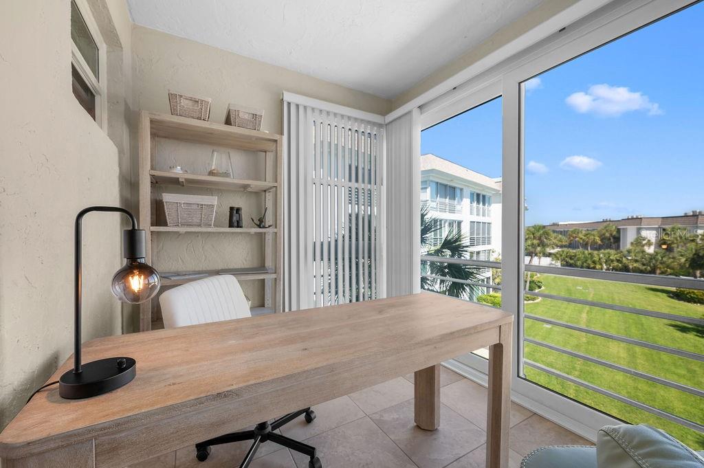 Image 9 of 51 For 600 Sutton Place B302