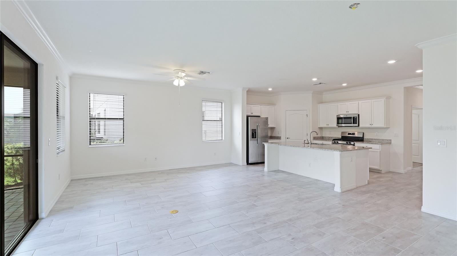 Image 10 of 48 For 17311 Blue Ridge Place