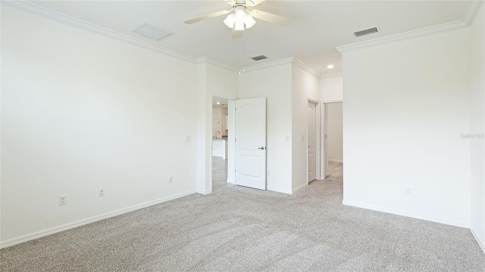 Image 14 of 48 For 17311 Blue Ridge Place