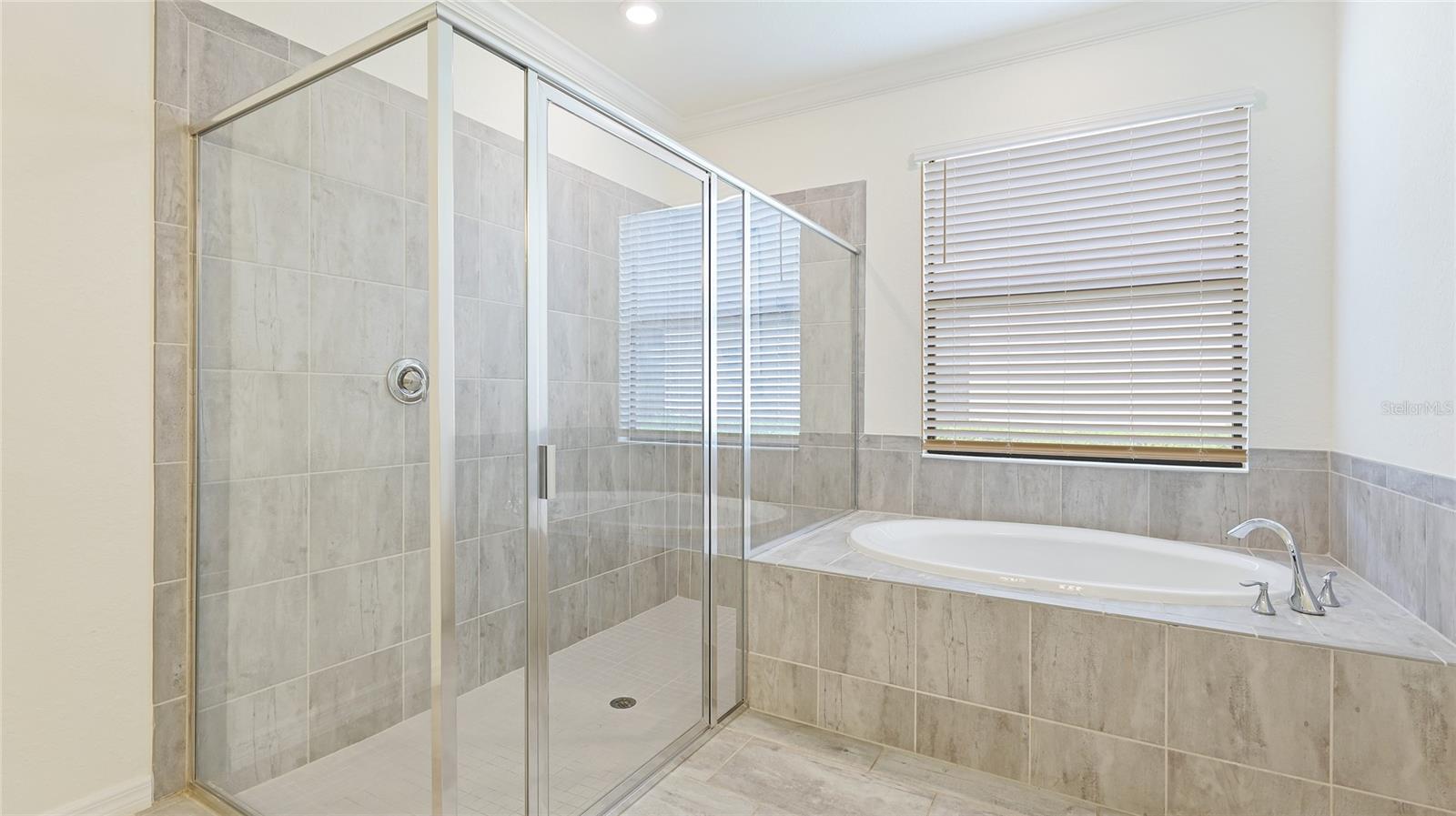 Image 18 of 48 For 17311 Blue Ridge Place