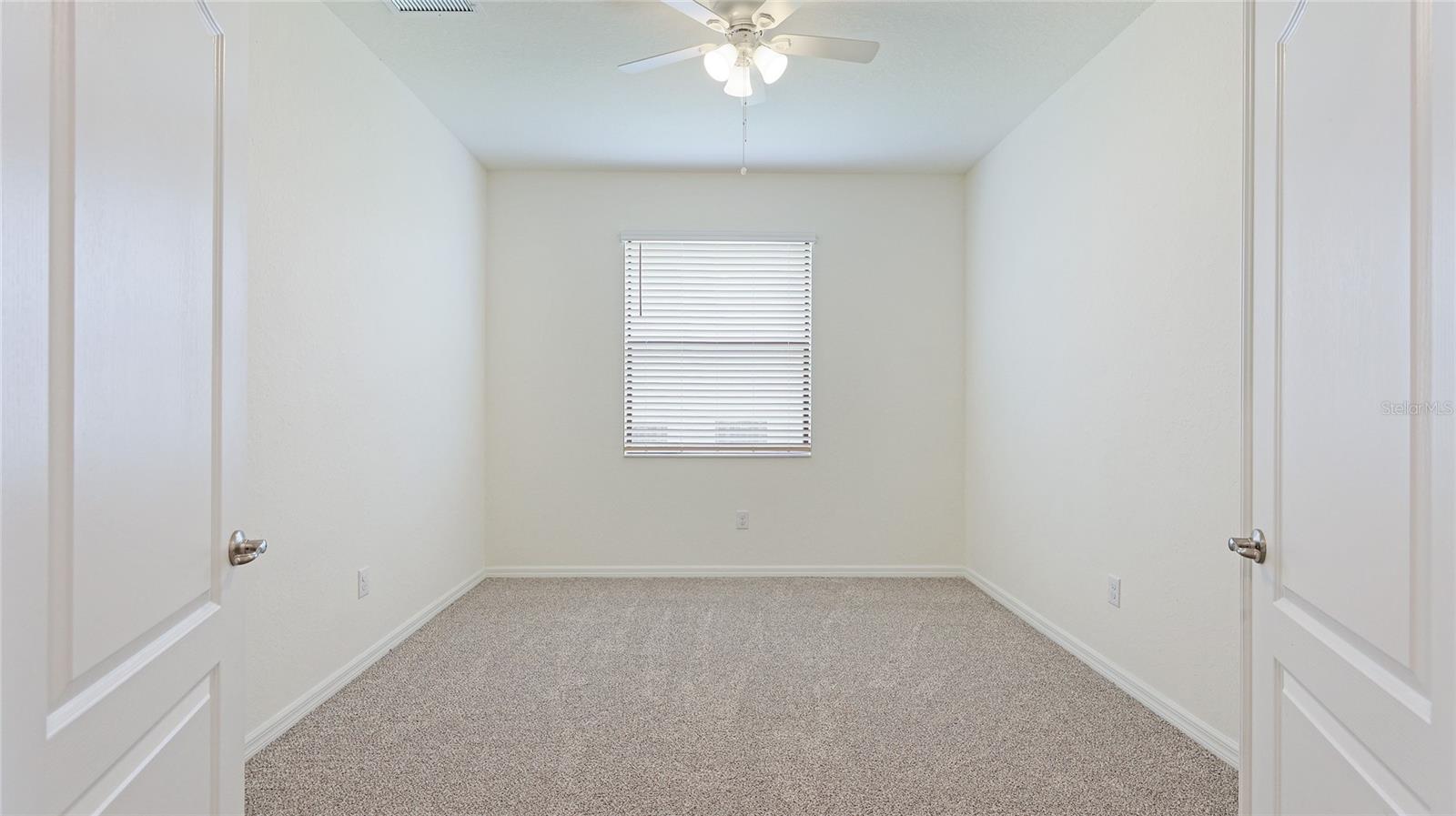 Image 23 of 48 For 17311 Blue Ridge Place