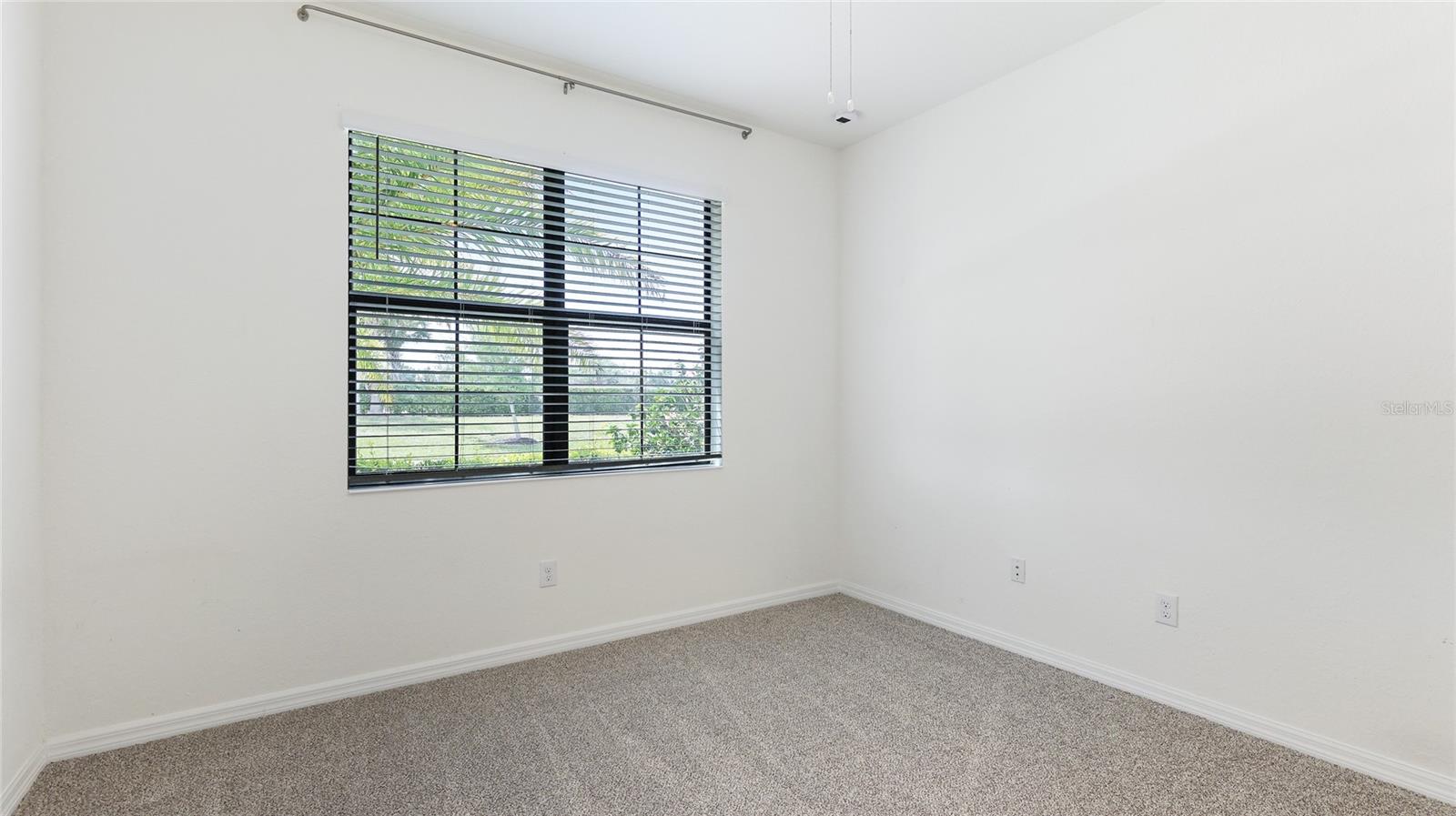 Image 26 of 48 For 17311 Blue Ridge Place