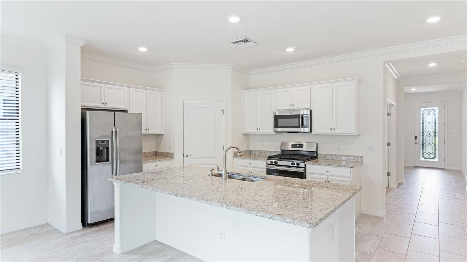 Image 6 of 48 For 17311 Blue Ridge Place