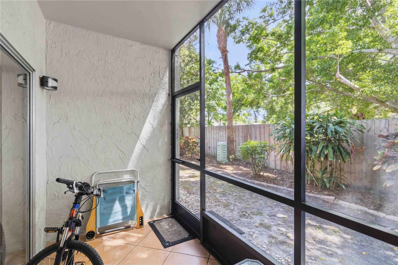 Image 16 of 23 For 3281 Beneva Road 104