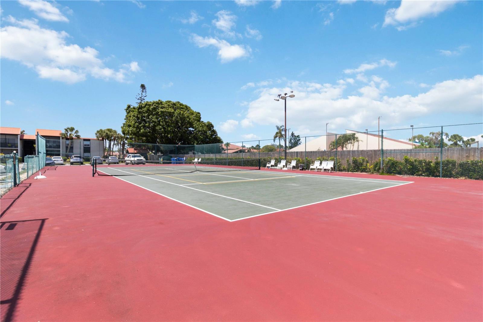 Image 18 of 23 For 3281 Beneva Road 104