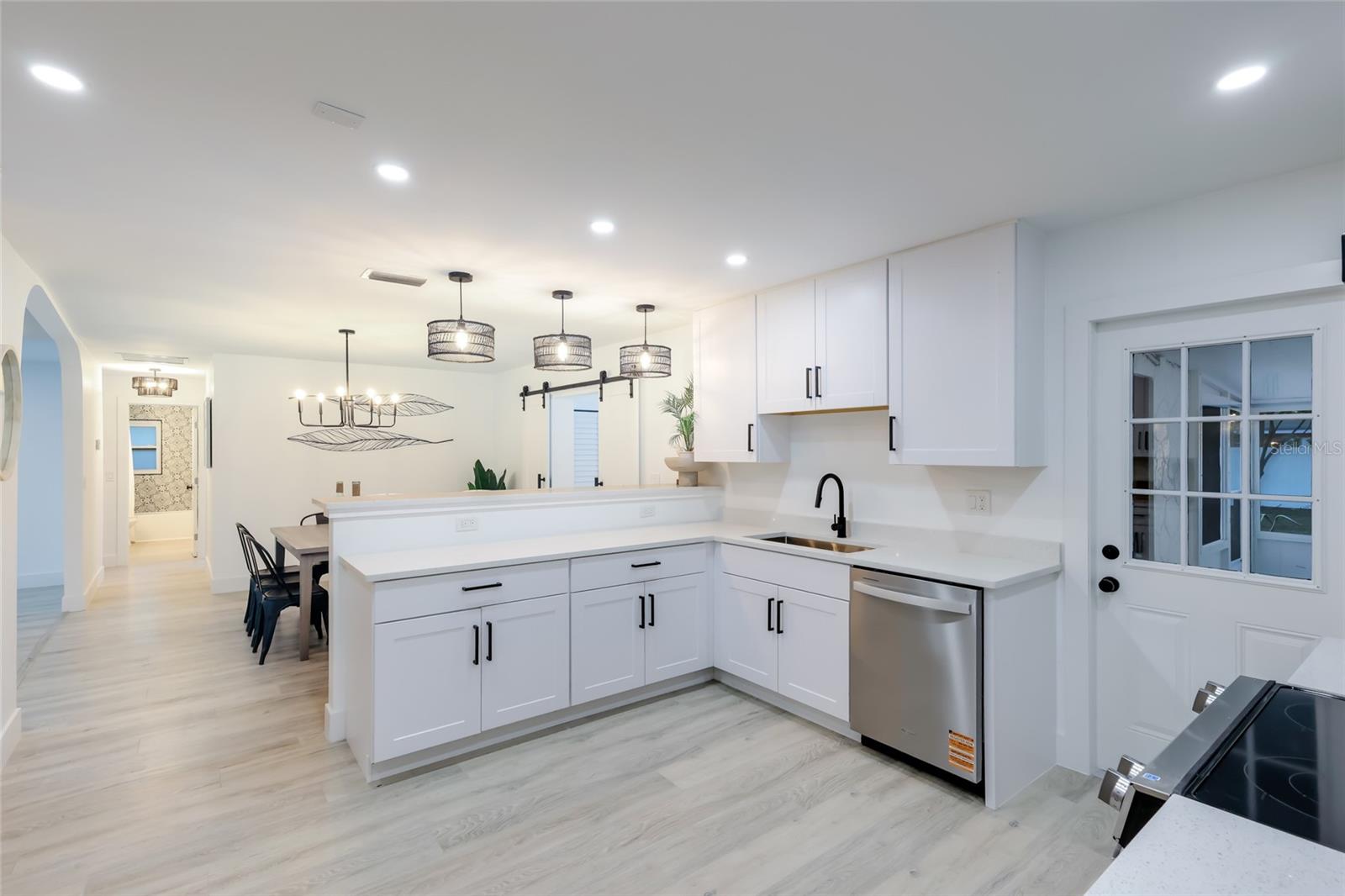 Image 14 of 42 For 120 43rd Street Nw