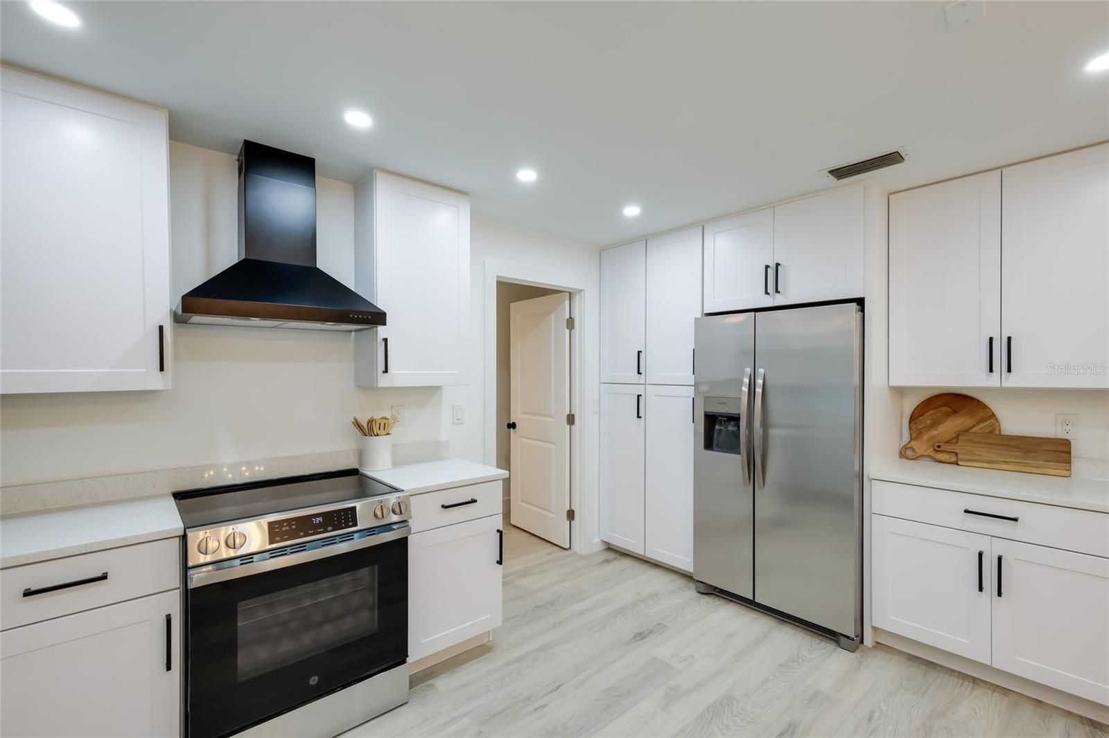 Image 15 of 42 For 120 43rd Street Nw