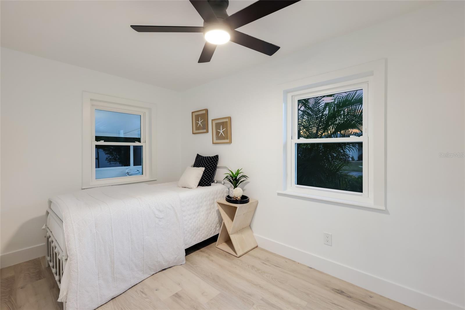 Image 22 of 42 For 120 43rd Street Nw