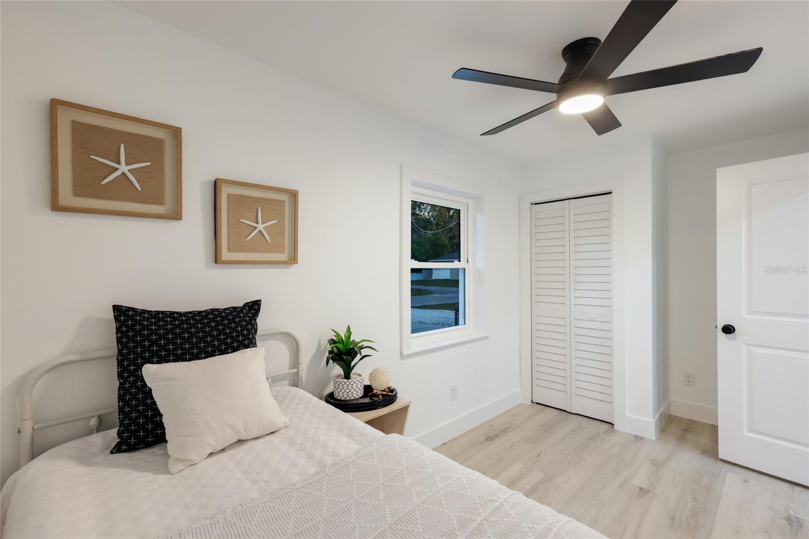 Image 23 of 42 For 120 43rd Street Nw