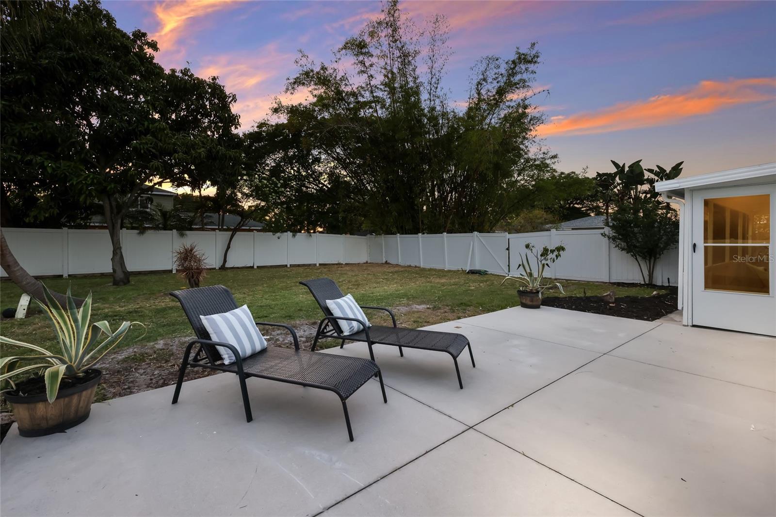 Image 29 of 42 For 120 43rd Street Nw